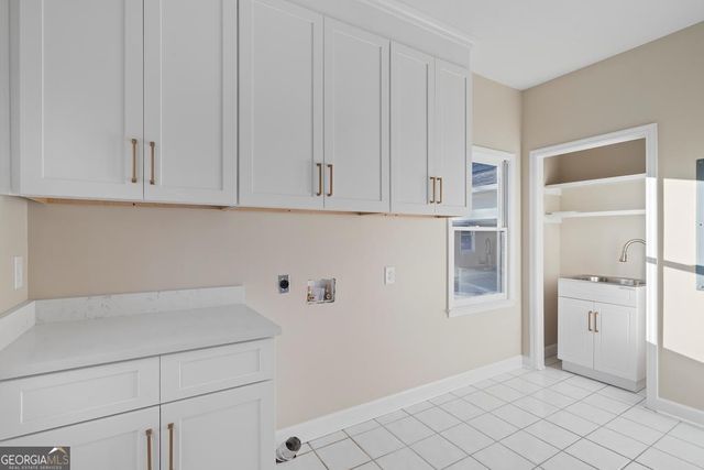 211 Lakecrest Drive NE, Milledgeville, GA 31061