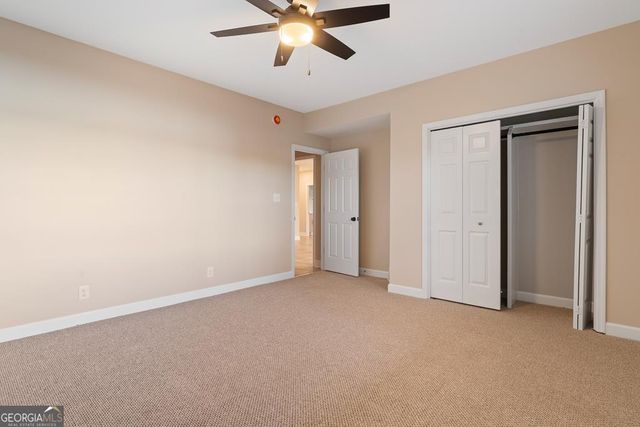 211 Lakecrest Drive NE, Milledgeville, GA 31061