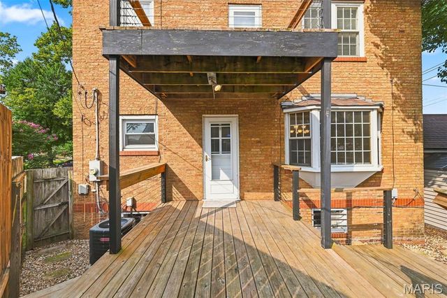 6427 Winona Avenue, St Louis, MO 63109