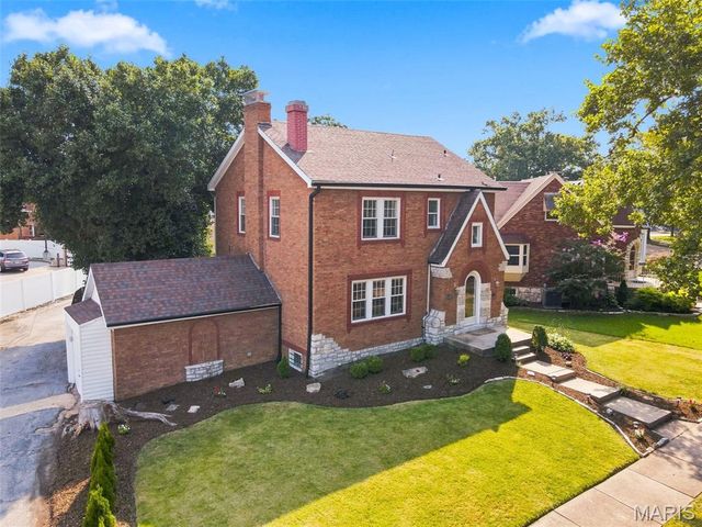 6427 Winona Avenue, St Louis, MO 63109