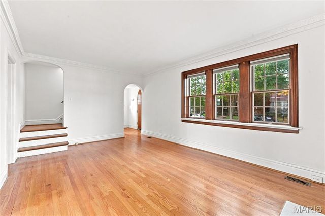 6427 Winona Avenue, St Louis, MO 63109