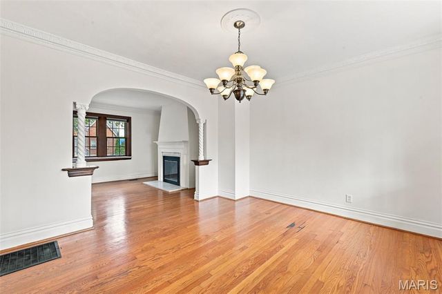 6427 Winona Avenue, St Louis, MO 63109