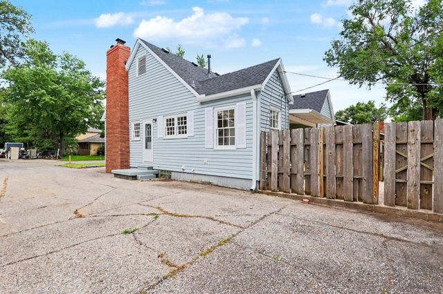 413 Arthur, El Dorado, KS 67042