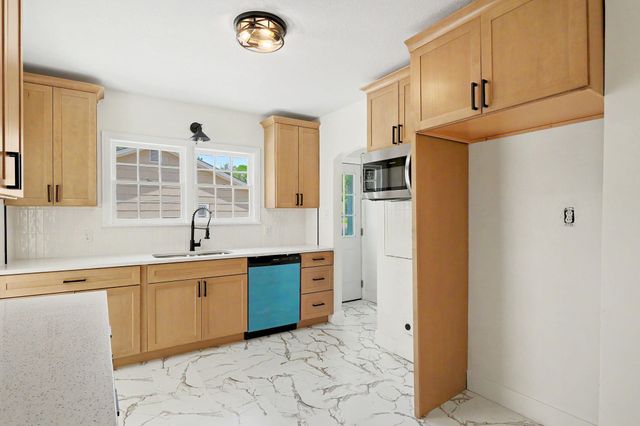 413 Arthur, El Dorado, KS 67042