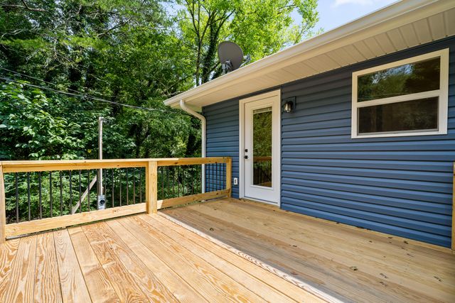 2323 Lyons Lane, Soddy Daisy, TN 37379
