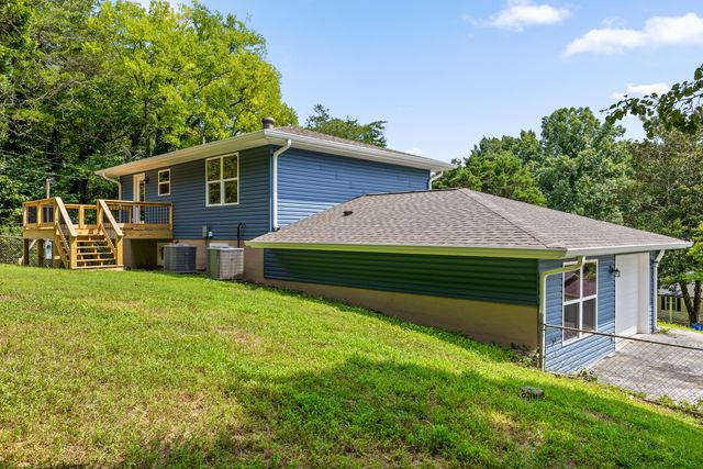 2323 Lyons Lane, Soddy Daisy, TN 37379