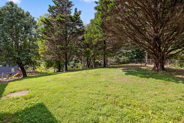 2323 Lyons Lane, Soddy Daisy, TN 37379