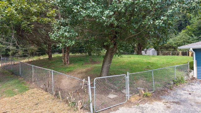 2323 Lyons Lane, Soddy Daisy, TN 37379
