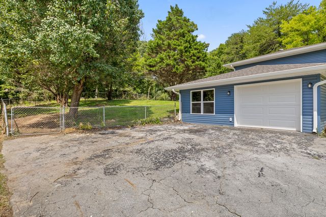 2323 Lyons Lane, Soddy Daisy, TN 37379