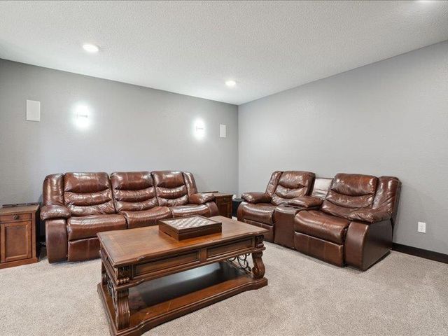 4207 Jakob Circle, Cedar Falls, IA 50613