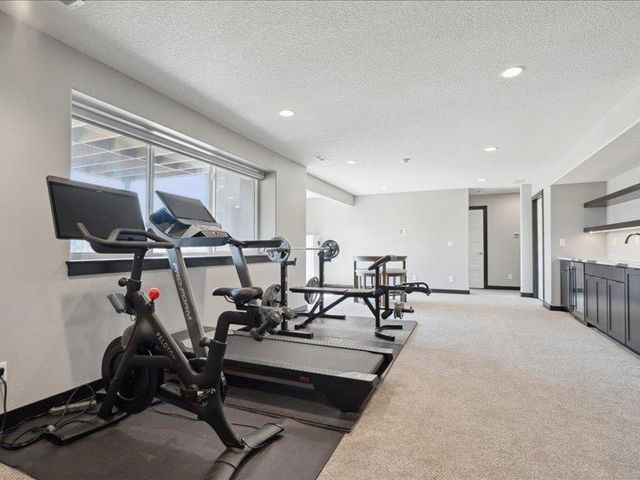 4207 Jakob Circle, Cedar Falls, IA 50613