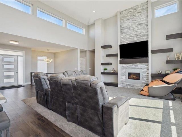 4207 Jakob Circle, Cedar Falls, IA 50613