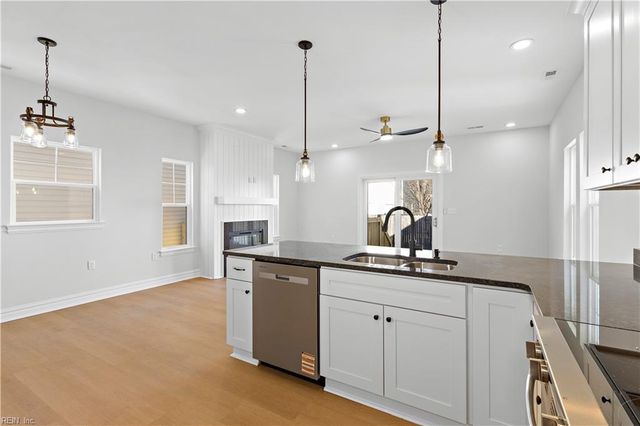 2112 High ST, Portsmouth, VA 23704