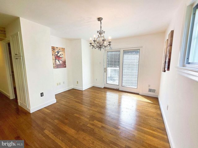1904 DALMATION DR, Mclean, VA 22101