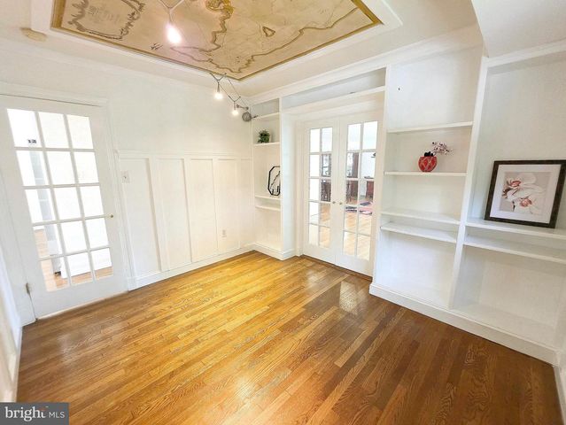 1904 DALMATION DR, Mclean, VA 22101