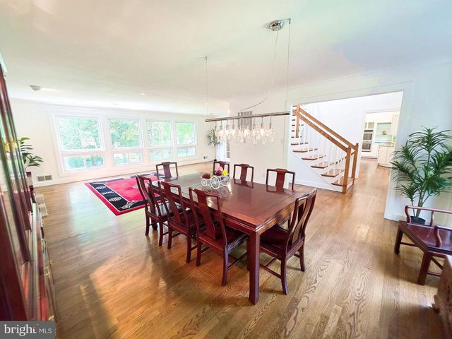 1904 DALMATION DR, Mclean, VA 22101