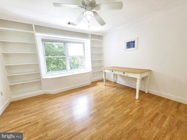 1904 DALMATION DR, Mclean, VA 22101