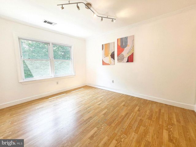 1904 DALMATION DR, Mclean, VA 22101