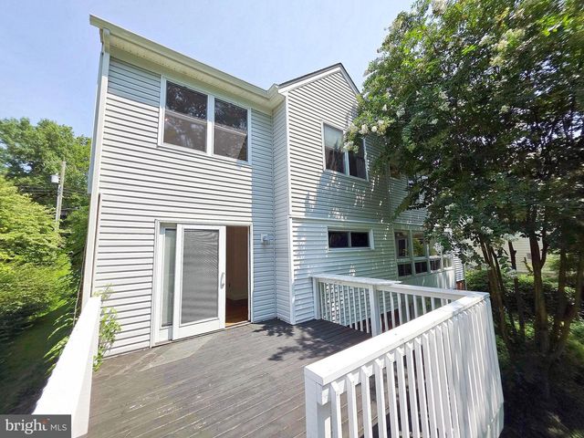 1904 DALMATION DR, Mclean, VA 22101