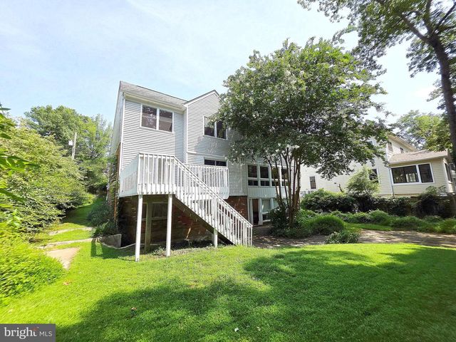 1904 DALMATION DR, Mclean, VA 22101