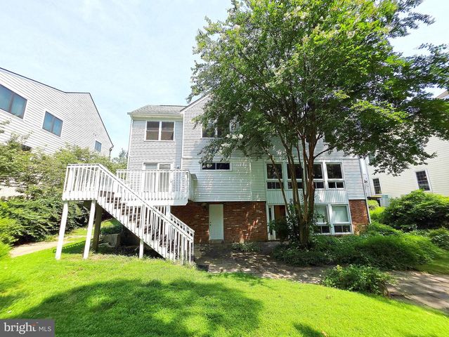 1904 DALMATION DR, Mclean, VA 22101
