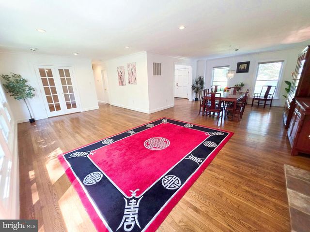 1904 DALMATION DR, Mclean, VA 22101
