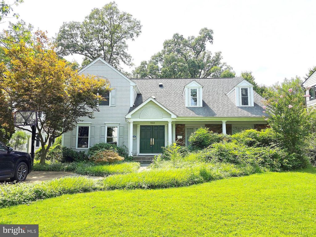 1904 DALMATION DR, Mclean, VA 22101
