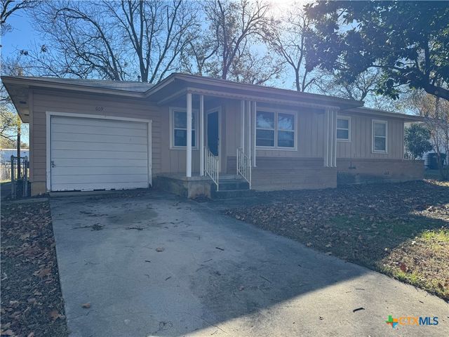 609 S 11th Street, Copperas Cove, TX 76522