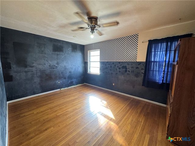 609 S 11th Street, Copperas Cove, TX 76522