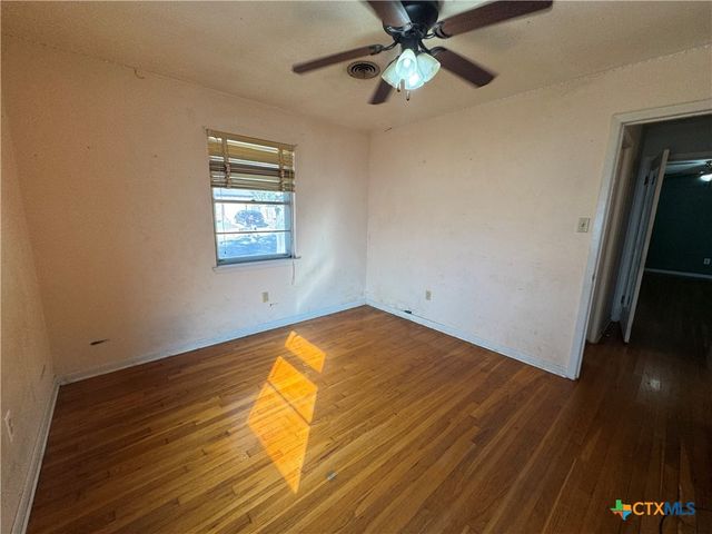 609 S 11th Street, Copperas Cove, TX 76522