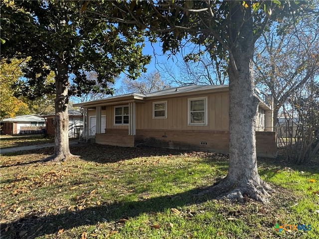 609 S 11th Street, Copperas Cove, TX 76522