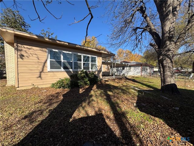 609 S 11th Street, Copperas Cove, TX 76522