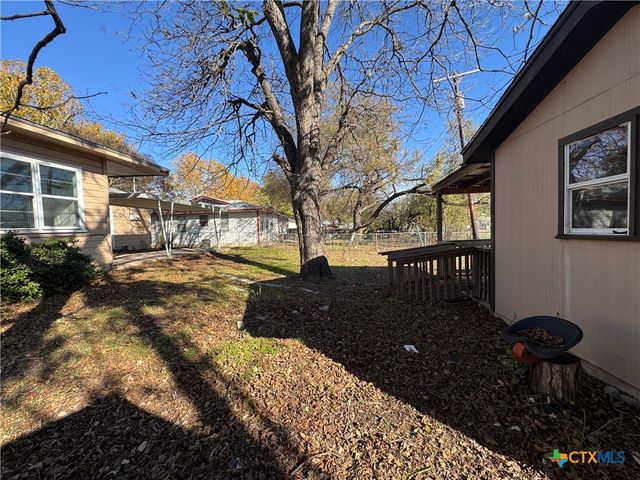 609 S 11th Street, Copperas Cove, TX 76522