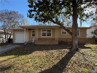 609 S 11th Street, Copperas Cove, TX 76522