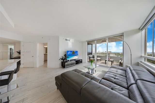 1330 West Ave 1414, Miami Beach, FL 33139