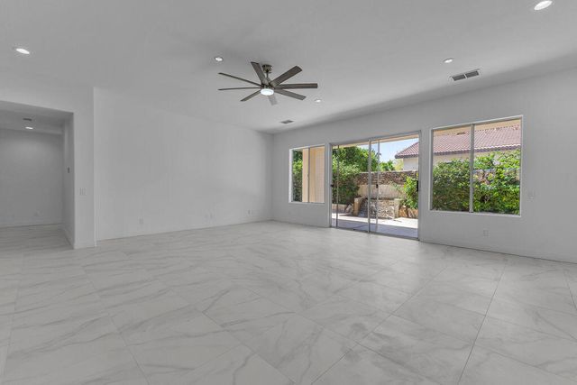 74613 Waterlily Circle, Palm Desert, CA 92260