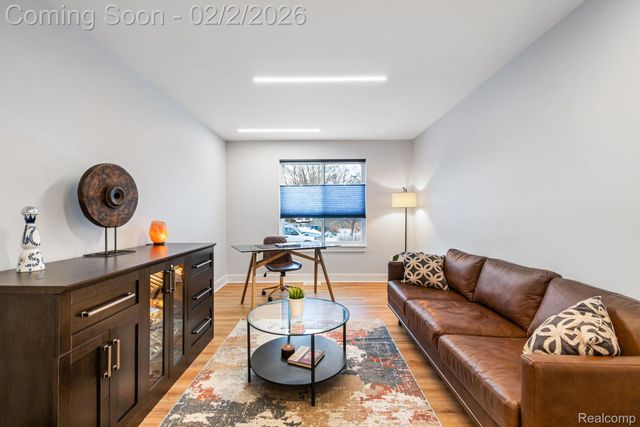 27180 S River Road, Harrison Charter Township, MI 48045