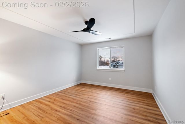 27180 S River Road, Harrison Charter Township, MI 48045