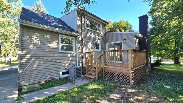 3242 Tenny Street, Lansing City, MI 48910