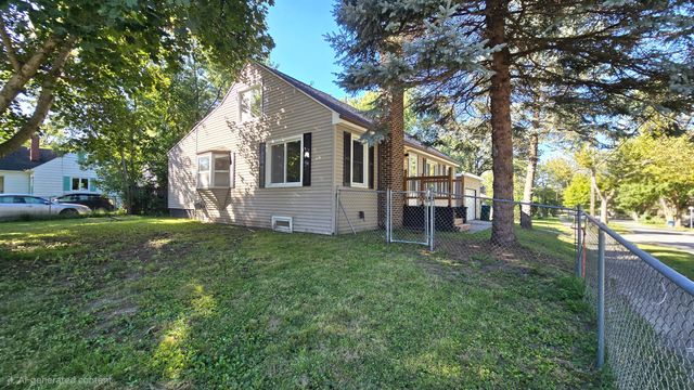 3242 Tenny Street, Lansing City, MI 48910