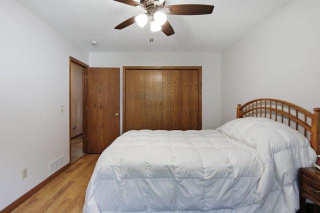 2295 Ariel Court N, North Saint Paul, MN 55109