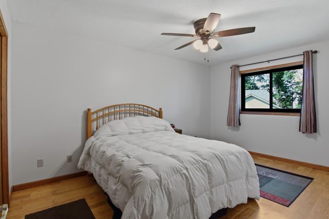 2295 Ariel Court N, North Saint Paul, MN 55109