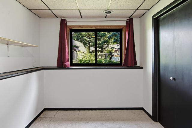 2295 Ariel Court N, North Saint Paul, MN 55109