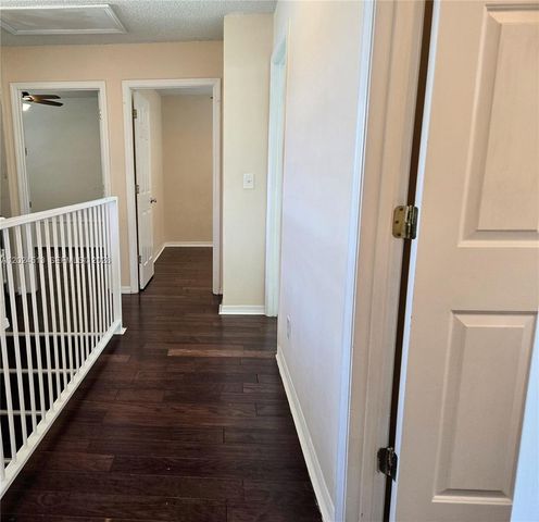 854 SW 8th Pl, Florida City, FL 33034