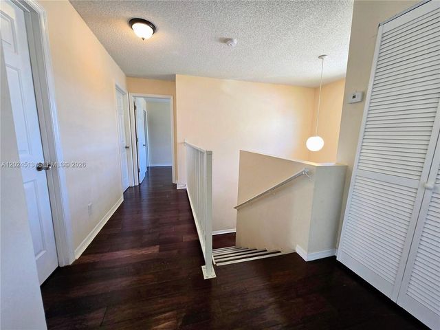 854 SW 8th Pl, Florida City, FL 33034