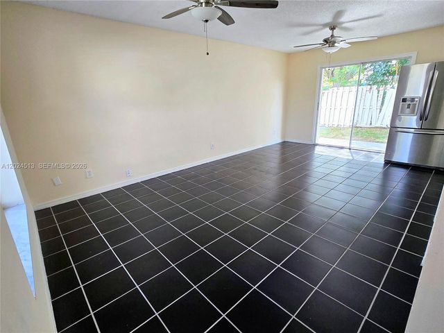 854 SW 8th Pl, Florida City, FL 33034