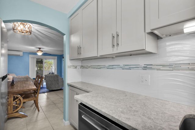 5301 Ocean Ter Apt 2, Marathon, FL 33050