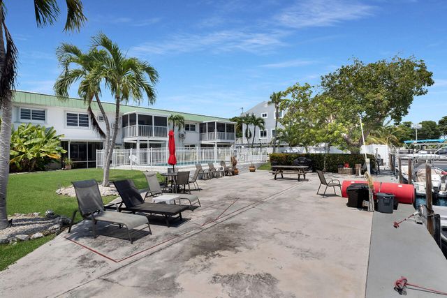 5301 Ocean Ter Apt 2, Marathon, FL 33050