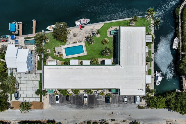 5301 Ocean Ter Apt 2, Marathon, FL 33050