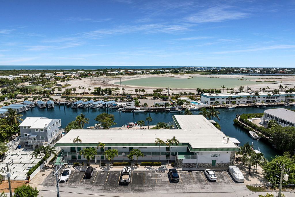 5301 Ocean Ter Apt 2, Marathon, FL 33050